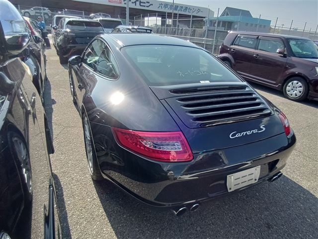 0011_20251028071535_11